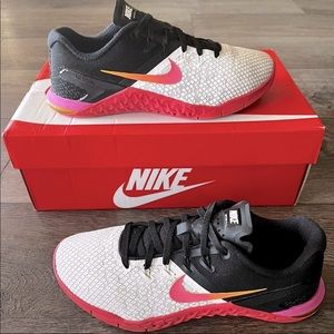Nike Metcon 4 XD 'White Fuchsia' Trainers Crossfit Gym Shoes Women's Size 8.5